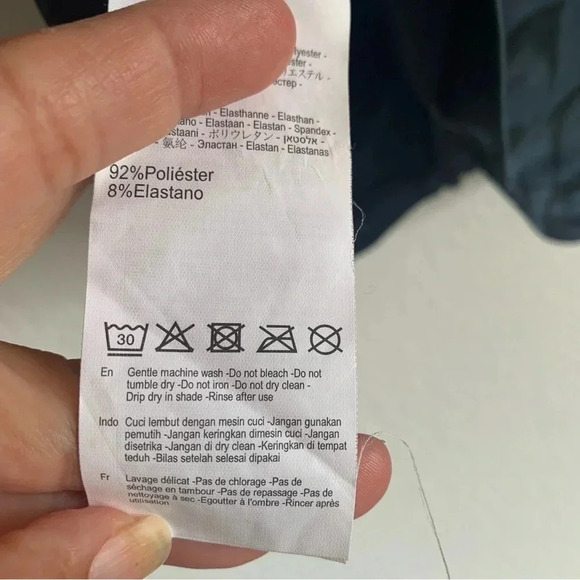 Rip Curl Women's Classic Surf Long Sleeve
Rashguard Zipper Closure UPF 50+ - Picture 8 of 9